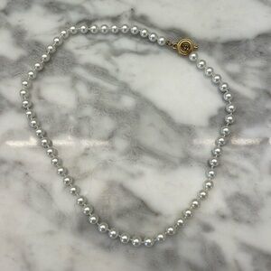 Pearl necklace